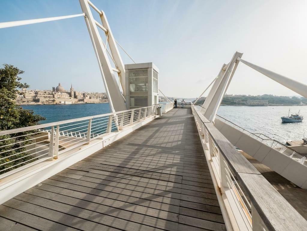 Magical Rooftop Penthouse Sliema Exterior photo